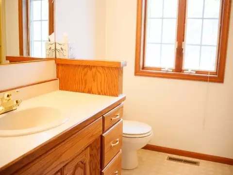 809 Munich Dr, Bismarck, ND 58504 photo 18