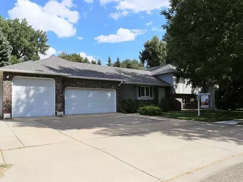 809 Munich Dr, Bismarck, ND 58504 photo 34