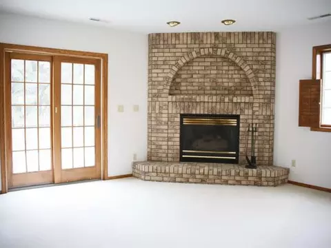 809 Munich Dr, Bismarck, ND 58504 photo 8