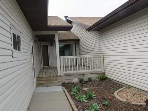 2000 Capitol Ave E, Bismarck, ND 58503 photo 2