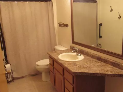 2000 Capitol Ave E, Bismarck, ND 58503 photo 12