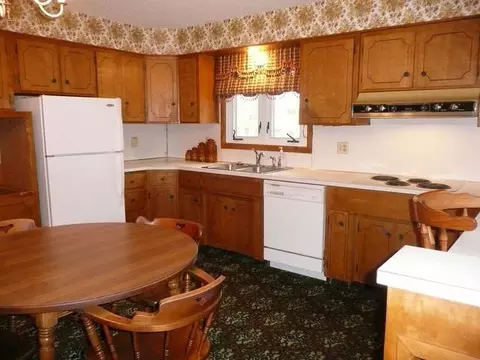 717 Custer Dr, Mandan, ND 58554 photo 7
