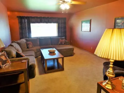 107 Central Ave E, Bismarck, ND 58501 photo 2