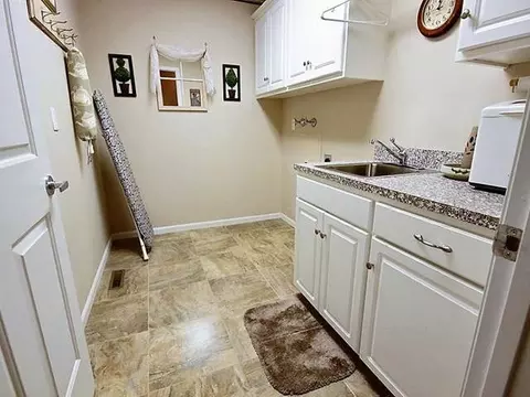 3532 Viewpoint Dr, Bismarck, ND 58503 photo 18
