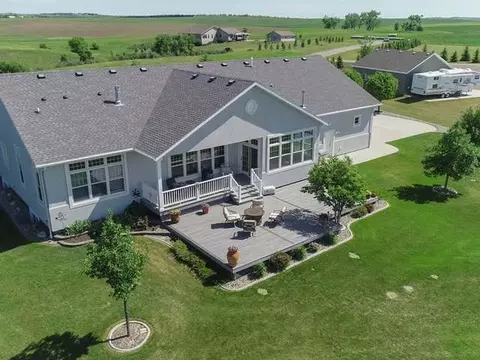 4501 White Spruce Rd, Bismarck, ND 58503 photo 66