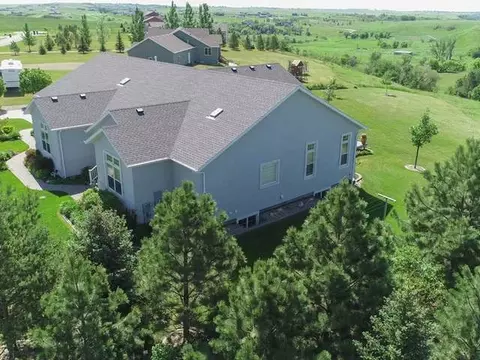 4501 White Spruce Rd, Bismarck, ND 58503 photo 3