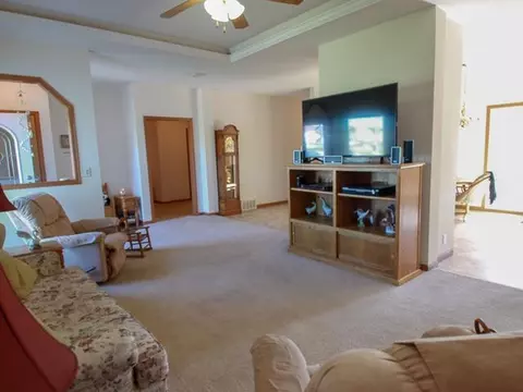 3219 Bethany Lp, Bismarck, ND 58503 photo 3