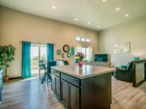 4113 Shoal Loop SE, Mandan, ND 58554 photo 6