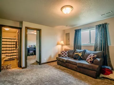 4113 Shoal Loop SE, Mandan, ND 58554 photo 16