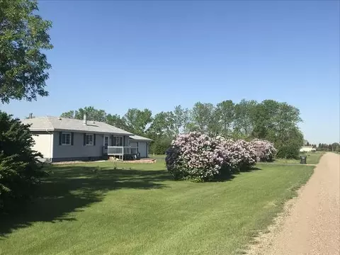 11581 Hillard Dr, Menoken, ND 58558 photo 2