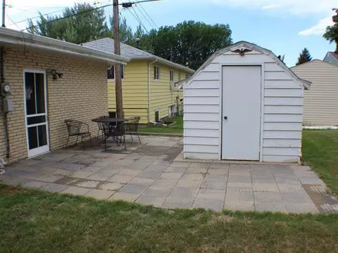 1614 Harmon Ave, Bismarck, ND 58501 photo 32