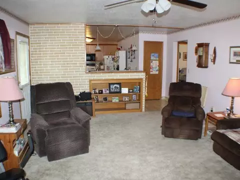 1614 Harmon Ave, Bismarck, ND 58501 photo 5