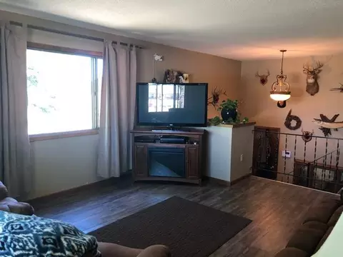 367 8th St NE, Garrison, ND 58540 photo 9