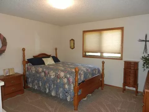 3108 Devon Dr, Bismarck, ND 58504 photo 8