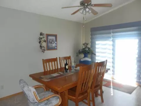 3108 Devon Dr, Bismarck, ND 58504 photo 5