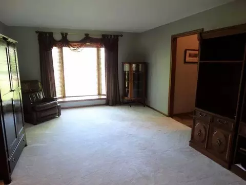 2209 Harbor Dr, Bismarck, ND 58504 photo 3