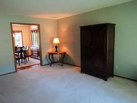 2209 Harbor Dr, Bismarck, ND 58504 photo 4