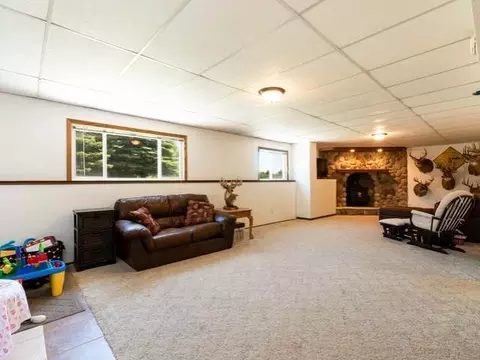 4785 Rolling Ridge Rd NE, Bismarck, ND 58503 photo 14