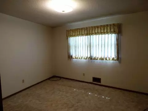 377 Telstar Dr, Bismarck, ND 58503 photo 26