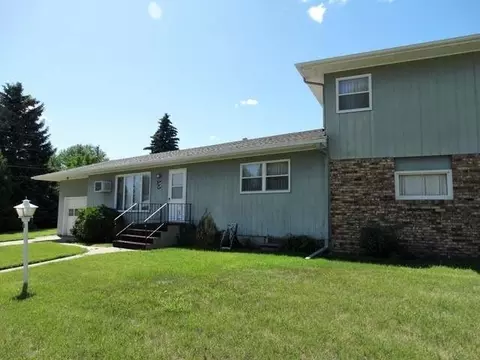 377 Telstar Dr, Bismarck, ND 58503 photo 17