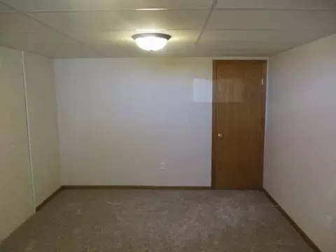 330 2nd Ave E, Carson, ND 58529 photo 5
