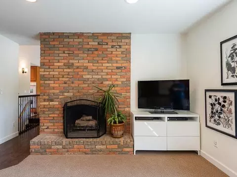 1011 Arthur Dr, Bismarck, ND 58501 photo 3