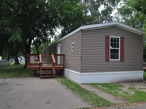 225-2500 Centennial Rd, Bismarck, ND 58503 photo 1