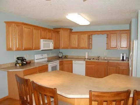 712 Brome Ave, Bismarck, ND 58503 photo 5