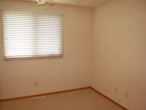 712 Brome Ave, Bismarck, ND 58503 photo 24