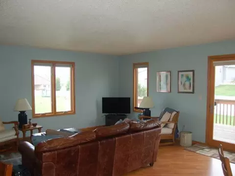 712 Brome Ave, Bismarck, ND 58503 photo 8