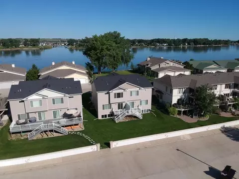 1313 Bayview Ct, Bismarck, ND 58504 photo 22