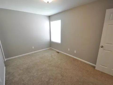 1313 Bayview Ct, Bismarck, ND 58504 photo 11
