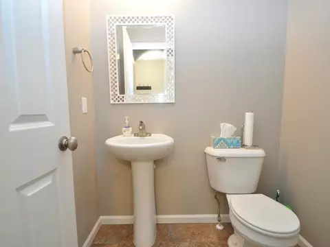 1313 Bayview Ct, Bismarck, ND 58504 photo 16