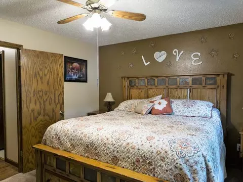 3313 C Ave E, Bismarck, ND 58501 photo 9