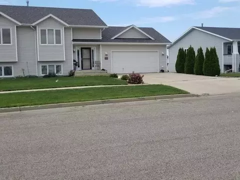 900 27 St SE, Mandan, ND 58554 photo 33