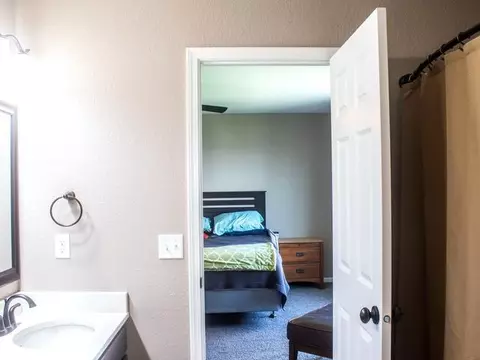 4123 Lorrain Pl, Bismarck, ND 58501 photo 12