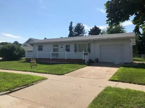 618 16th St S, Bismarck, ND 58504 photo 24