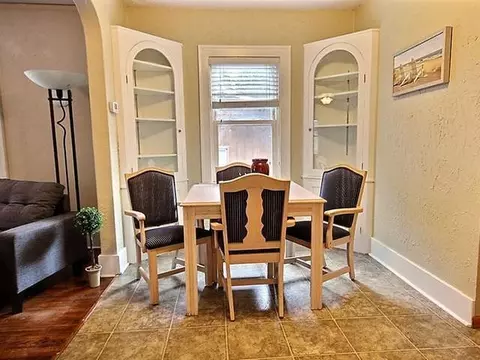 1010 E Avenue Ave E, Bismarck, ND 58501 photo 4