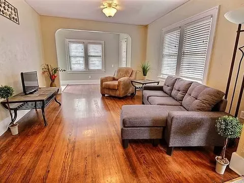 1010 E Avenue Ave E, Bismarck, ND 58501 photo 2
