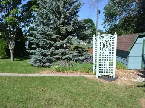 412 3rd St SW, Steele, ND 58482 photo 26