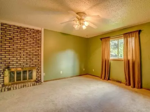 126 Reno Ave E, Bismarck, ND 58504 photo 8