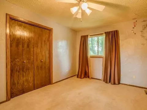 126 Reno Ave E, Bismarck, ND 58504 photo 17