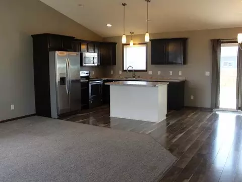 5400 Normandy St, Bismarck, ND 58503 photo 9