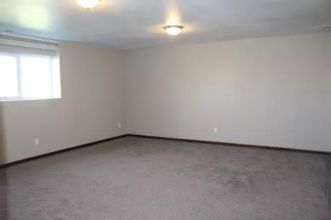 5400 Normandy St, Bismarck, ND 58503 photo 27