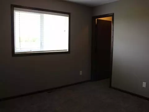 5400 Normandy St, Bismarck, ND 58503 photo 15