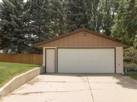 2126 9th St N, Bismarck, ND 58501 photo 22