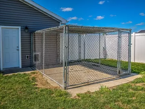 607 Canyon Rd, Mandan, ND 58554 photo 5