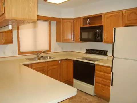 1947 Capitol Ave E, Bismarck, ND 58501 photo 2