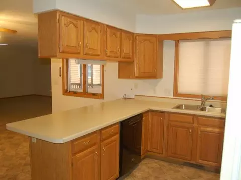 1947 Capitol Ave E, Bismarck, ND 58501 photo 4