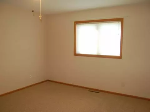 1947 Capitol Ave E, Bismarck, ND 58501 photo 11